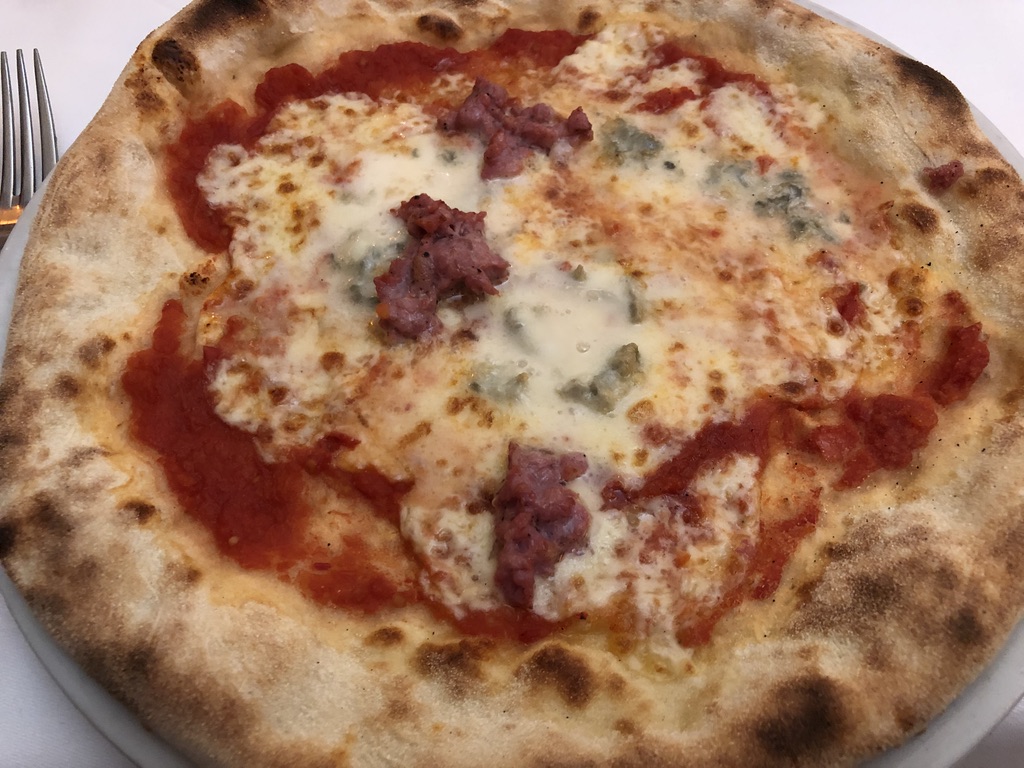 Pizza in Trento.